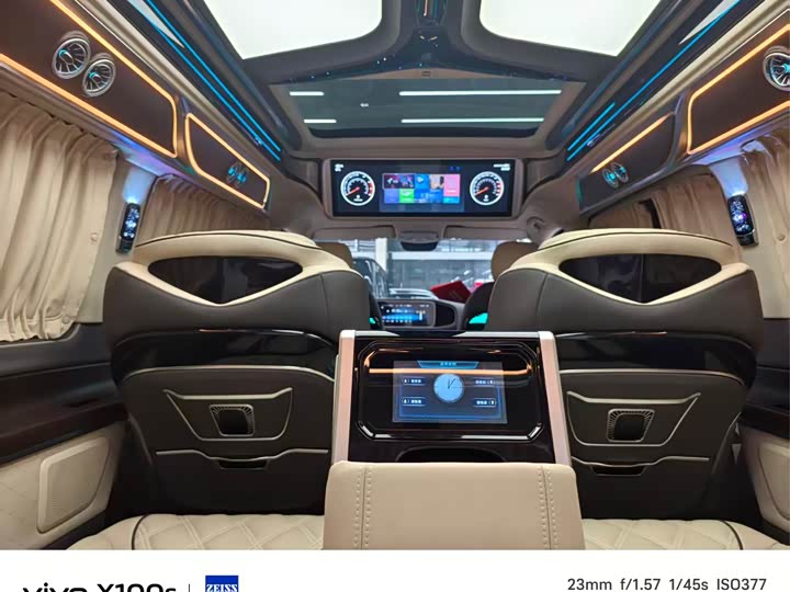 Фото 7 - Mercedes-Benz Vito