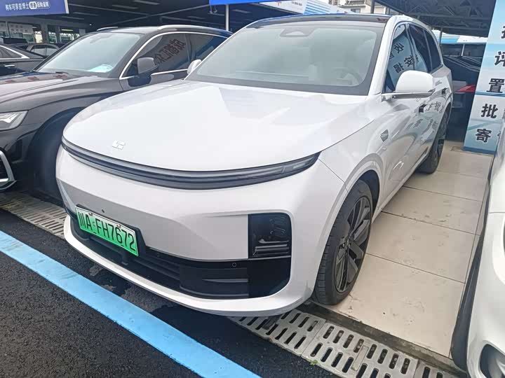 Фото 1 - LiXiang L6