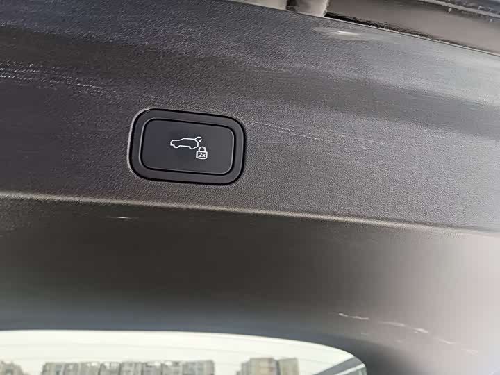 Фото 16 - LiXiang L6