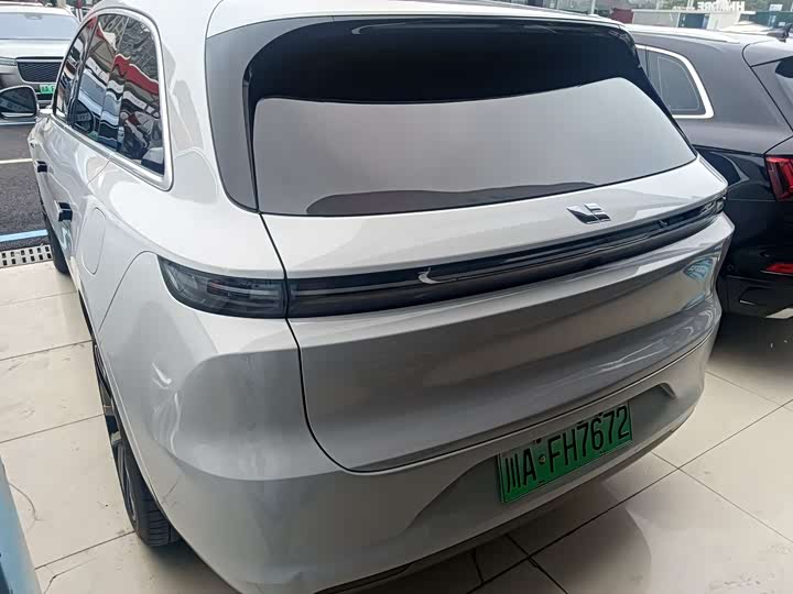 Фото 19 - LiXiang L6