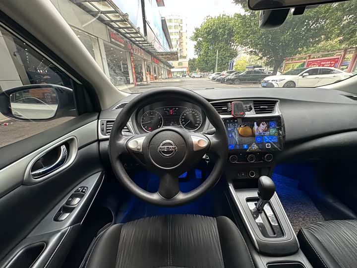 Фото 6 - Nissan Sylphy