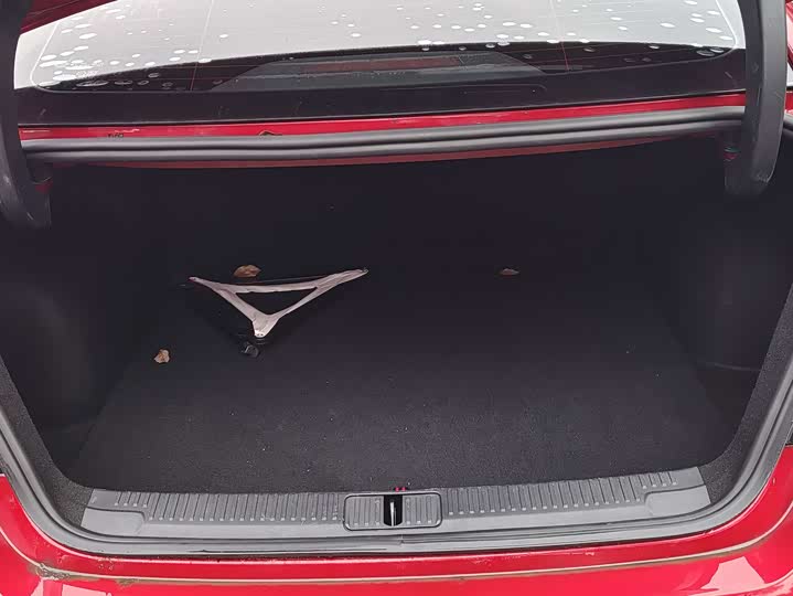 Фото 13 - MG Motor 5