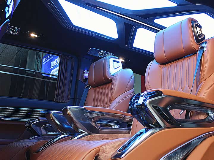 Фото 12 - Mercedes-Benz Vito