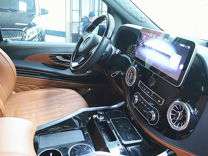 Фото 15 - Mercedes-Benz Vito