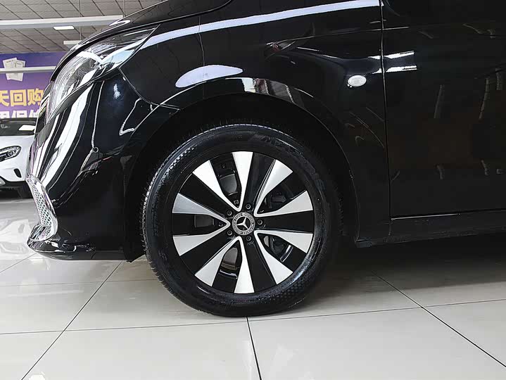 Фото 16 - Mercedes-Benz Vito