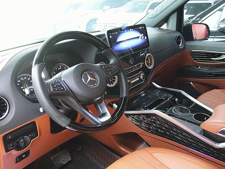 Фото 17 - Mercedes-Benz Vito