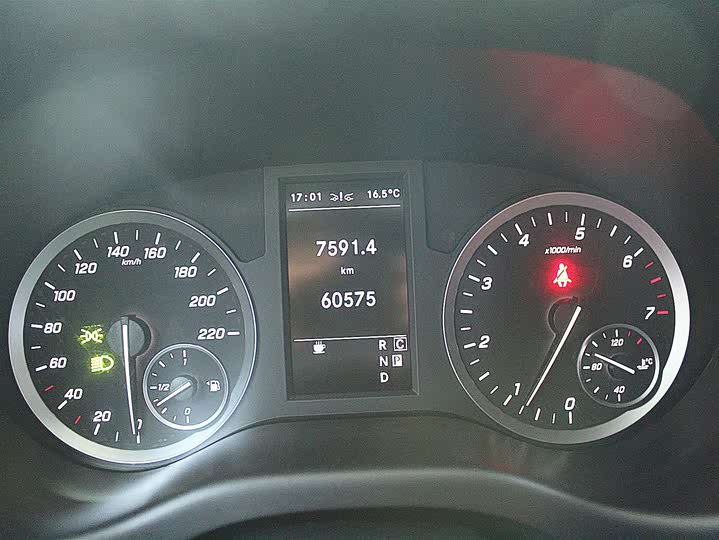 Фото 18 - Mercedes-Benz Vito