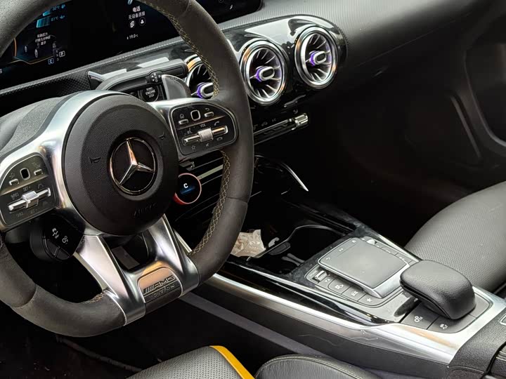 Фото 5 - Mercedes-Benz A-Class AMG