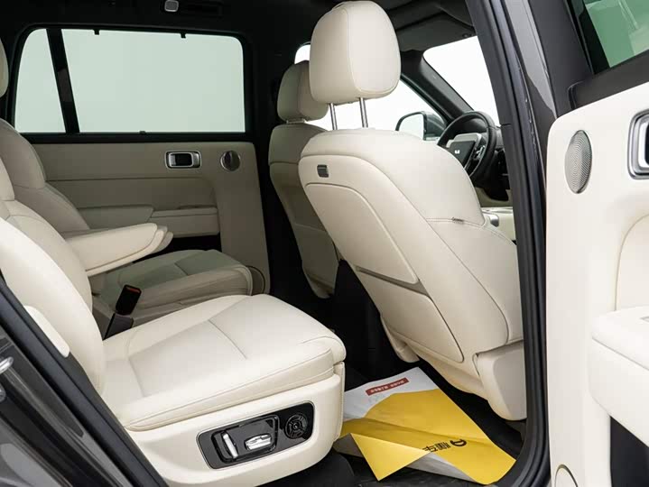 Фото 27 - LiXiang L9