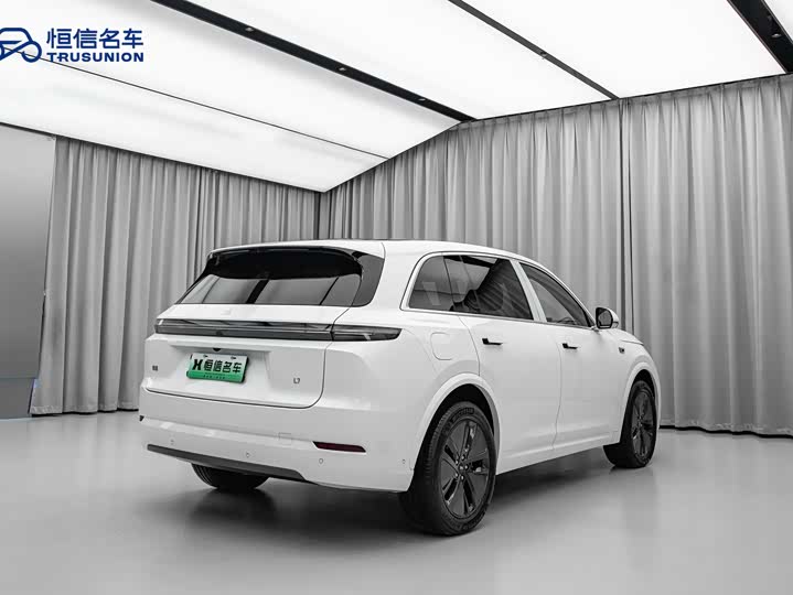 Фото 10 - LiXiang L7