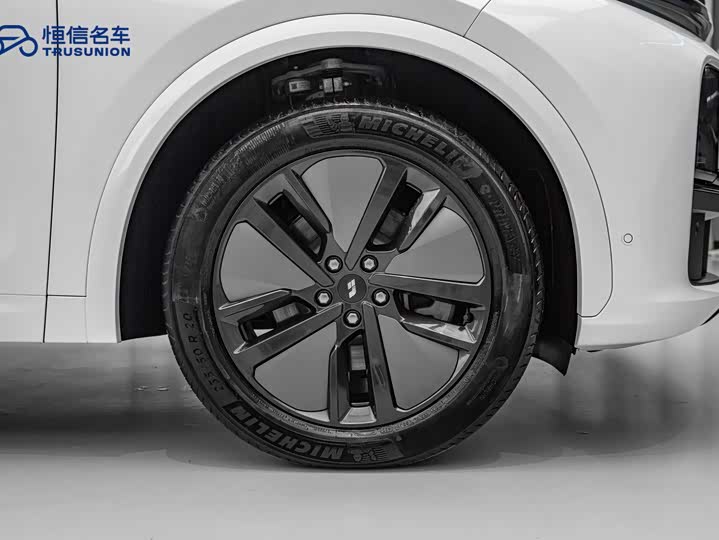 Фото 4 - LiXiang L7