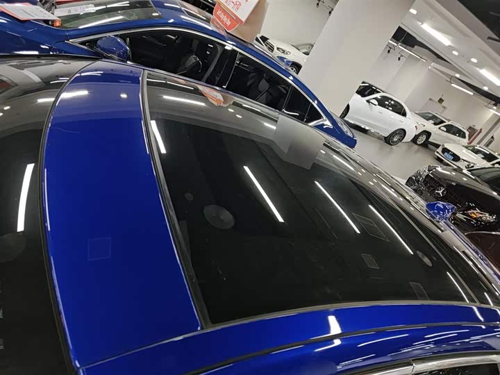 Фото 27 - Jaguar XE L