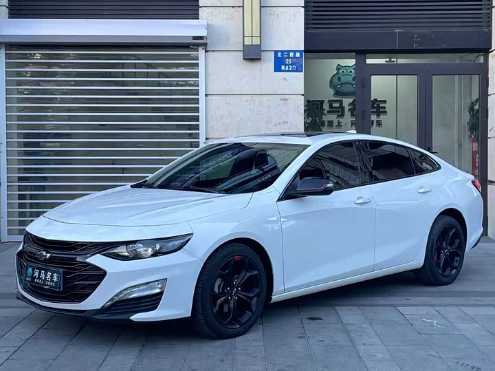 Фото 3 - Chevrolet Malibu XL