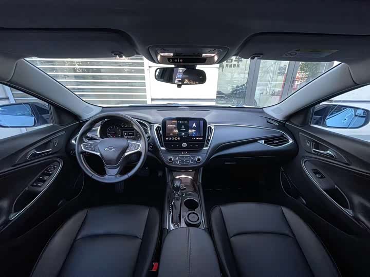 Фото 8 - Chevrolet Malibu XL