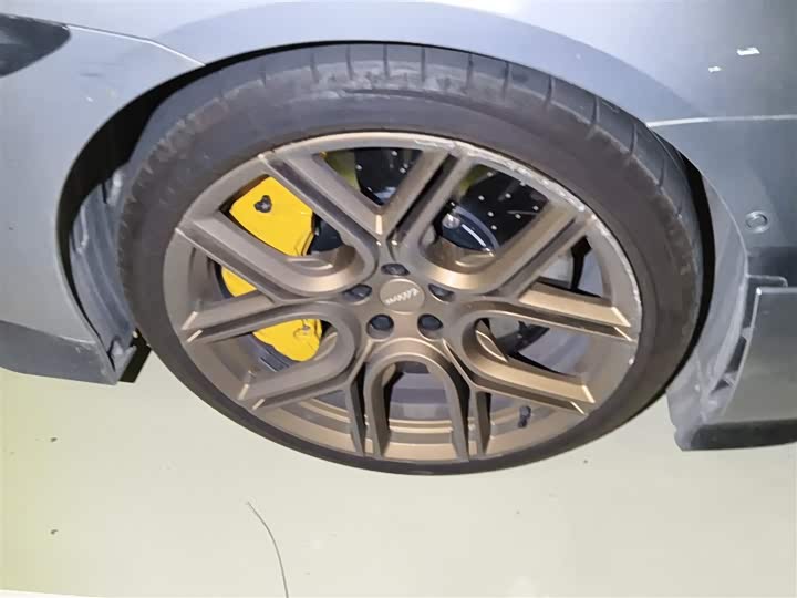 Фото 9 - Xiaomi SU7 Ultra