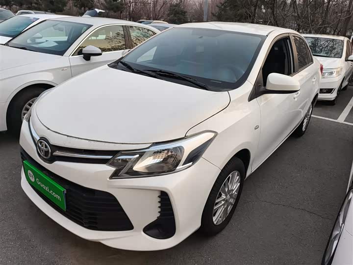 Фото 1 - Toyota Vios