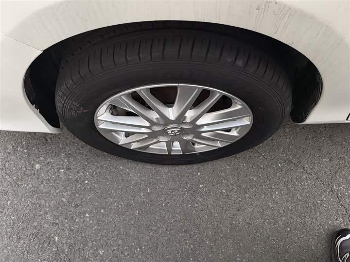 Фото 23 - Toyota Vios