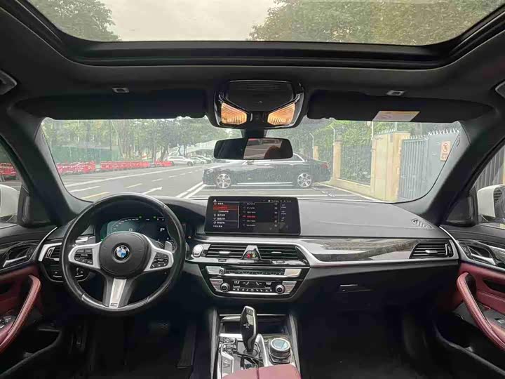 Фото 7 - BMW 5 Series