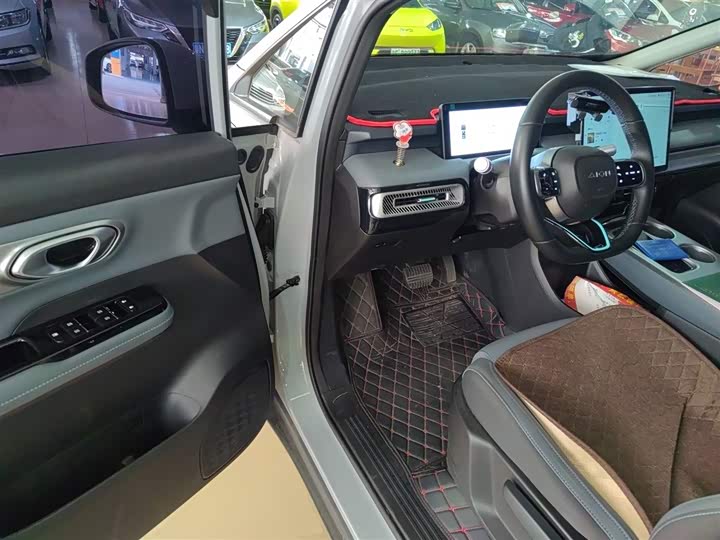 Фото 16 - GAC Aion Y