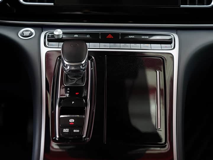 Фото 11 - GAC Trumpchi M8