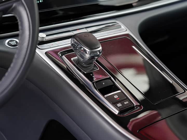 Фото 12 - GAC Trumpchi M8