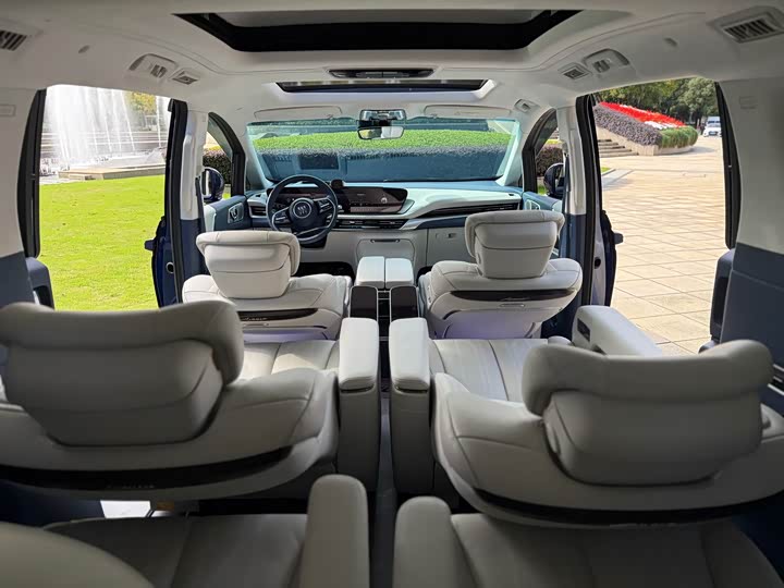 Фото 17 - Buick GL8 Century