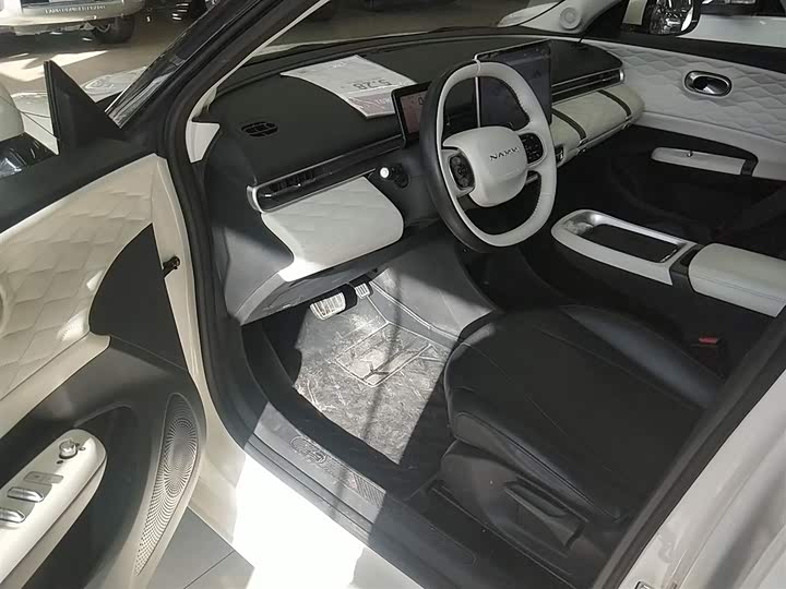 Фото 16 - Dongfeng Nammi 01