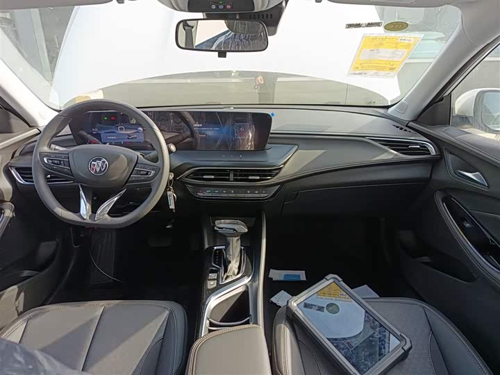 Фото 10 - Buick Verano