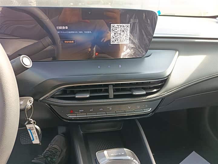 Фото 13 - Buick Verano