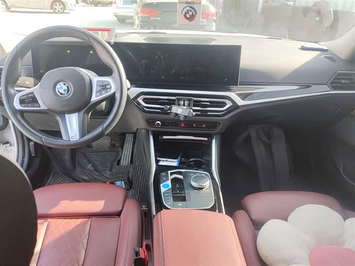 Фото 10 - BMW i3