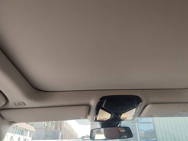 Фото 18 - BMW i3