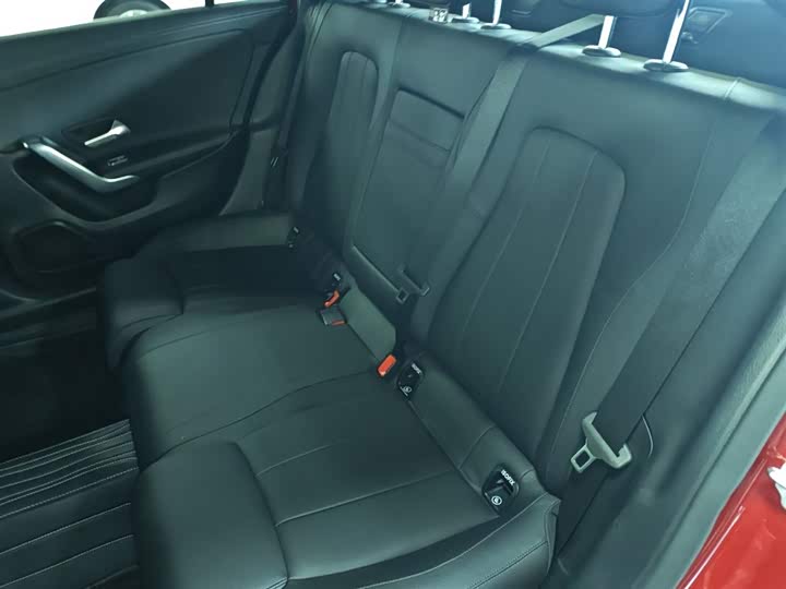 Фото 17 - Mercedes-Benz A-Class