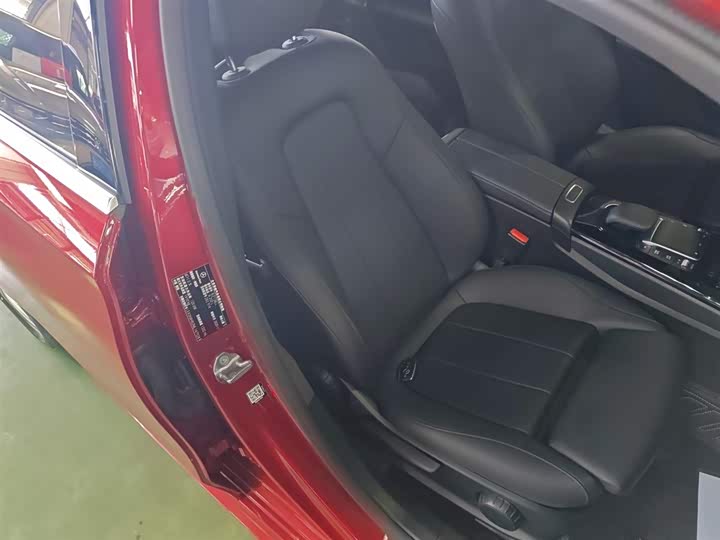 Фото 25 - Mercedes-Benz A-Class