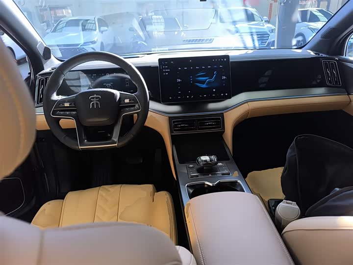 Фото 10 - BYD Song L DM-i Hybrid