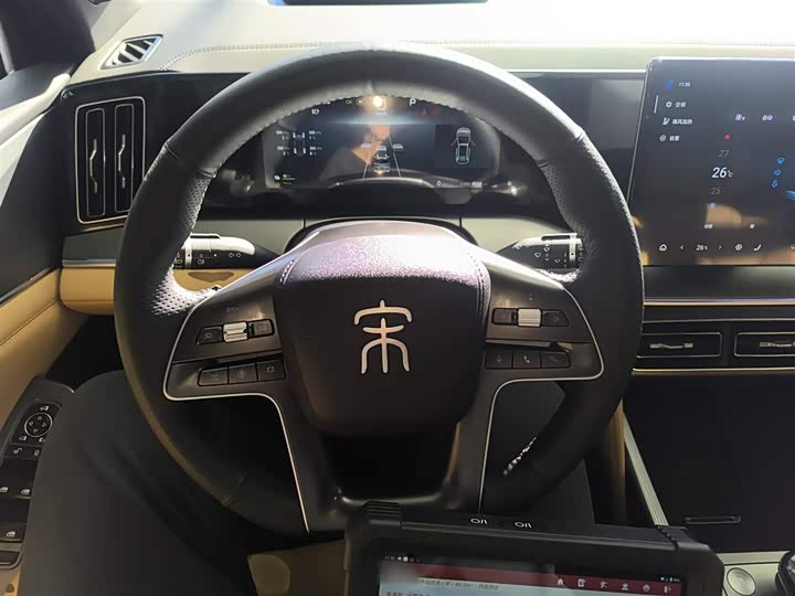 Фото 11 - BYD Song L DM-i Hybrid