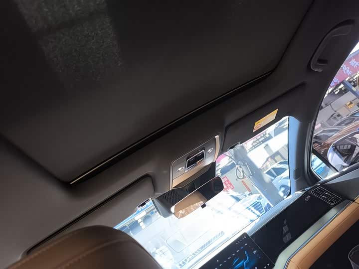 Фото 18 - BYD Song L DM-i Hybrid