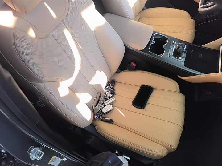 Фото 25 - BYD Song L DM-i Hybrid