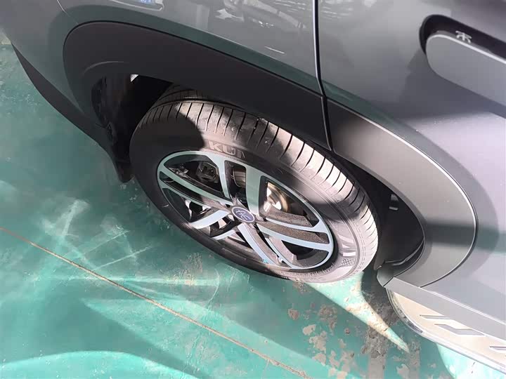 Фото 26 - BYD Song L DM-i Hybrid