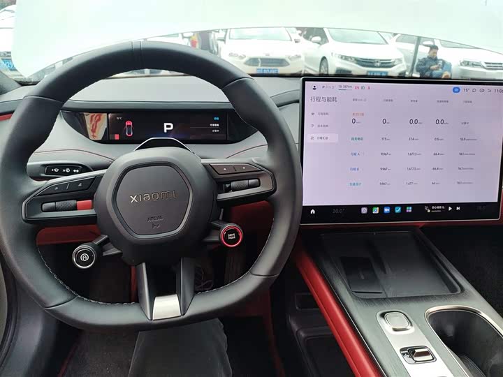 Фото 12 - Xiaomi SU7