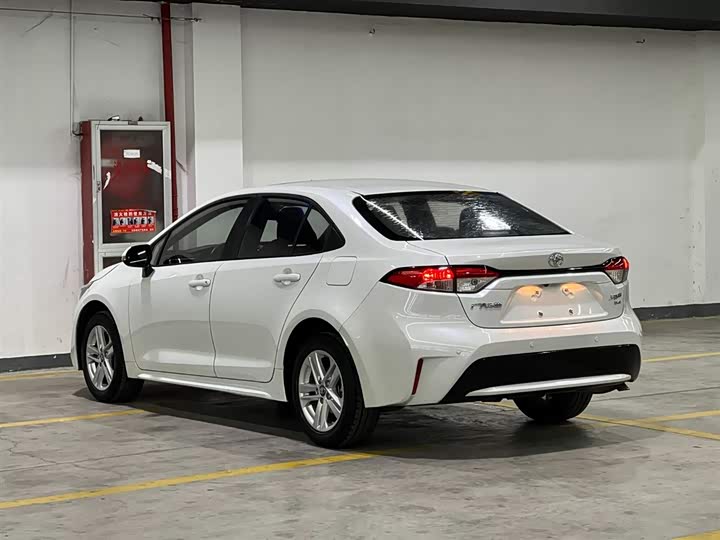 Фото 4 - Toyota Levin