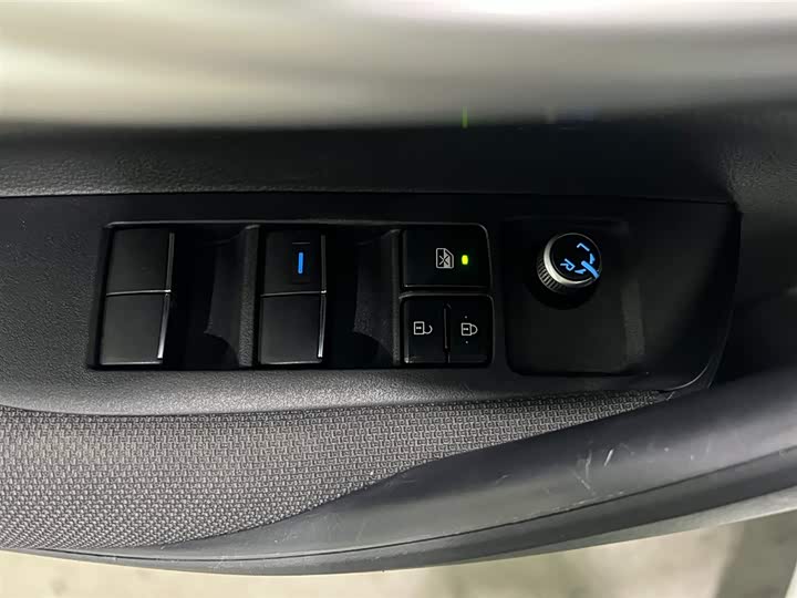 Фото 9 - Toyota Levin