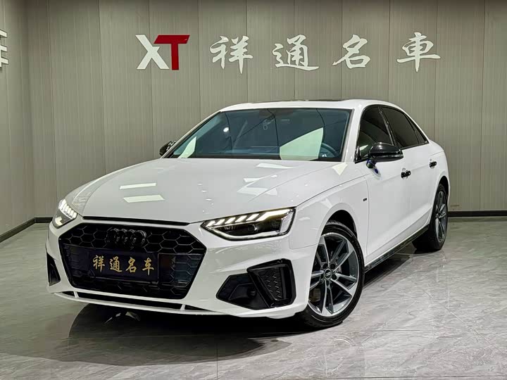 Фото 1 - Audi A4L