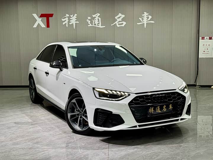 Фото 3 - Audi A4L