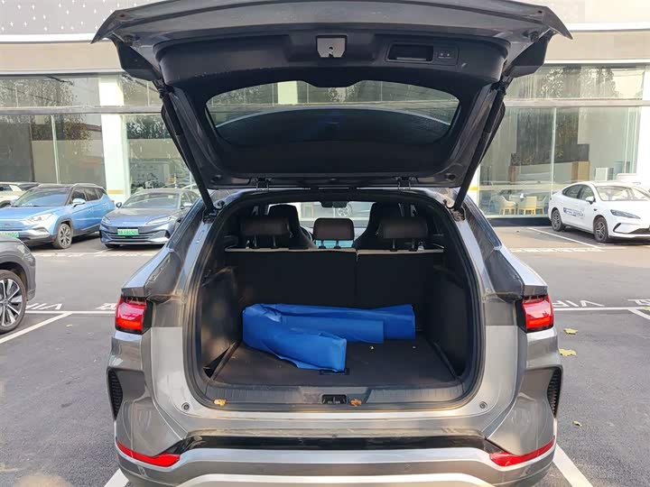 Фото 19 - BYD Song Plus Hybrid/EV