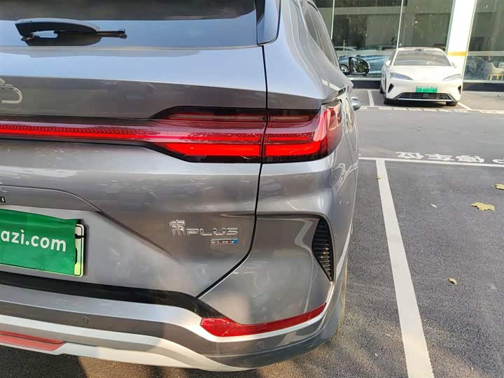 Фото 8 - BYD Song Plus Hybrid/EV