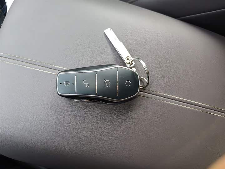 Фото 9 - BYD Song Plus Hybrid/EV