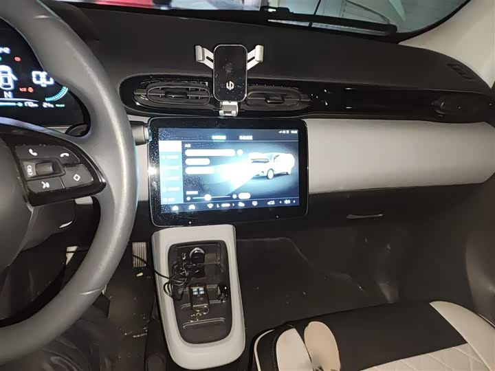 Фото 6 - Leapmotor T03