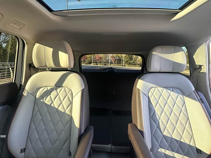 Фото 10 - Volkswagen Talagon