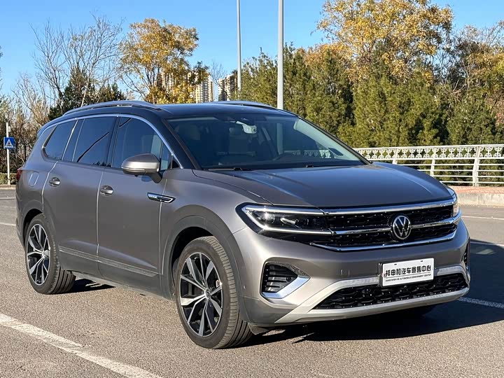 Фото 3 - Volkswagen Talagon