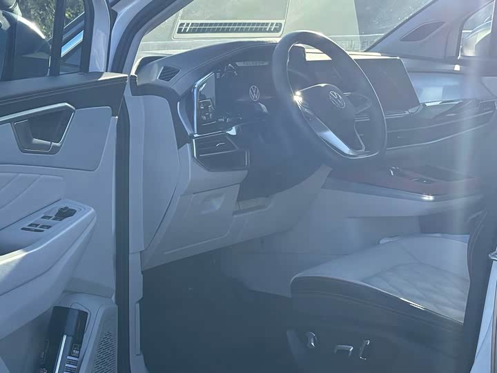 Фото 4 - Volkswagen Talagon